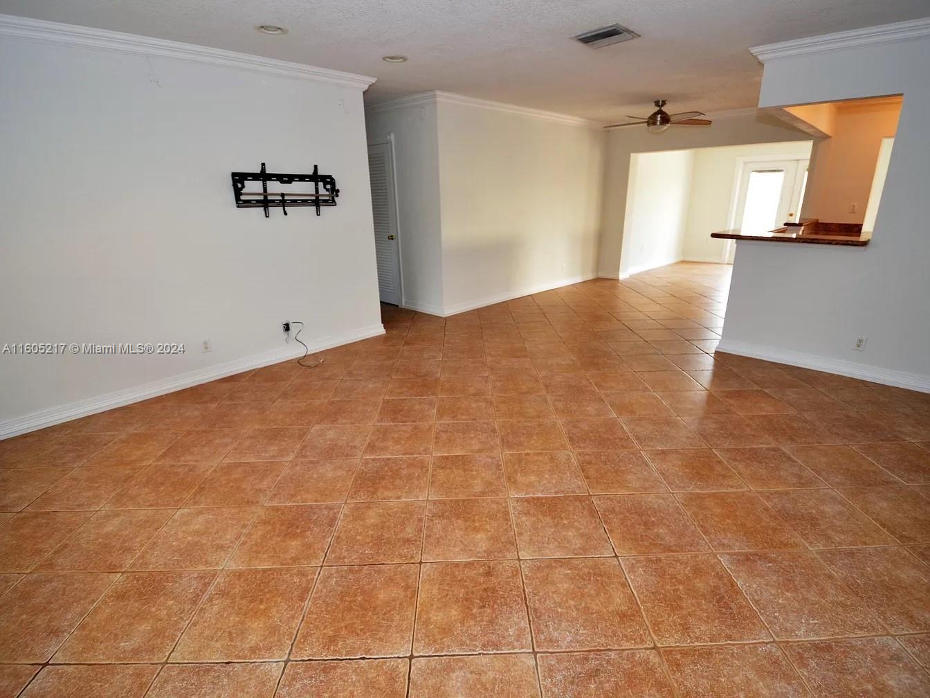 ROYAL PALM ACRES SEC 6 - Residential Lease