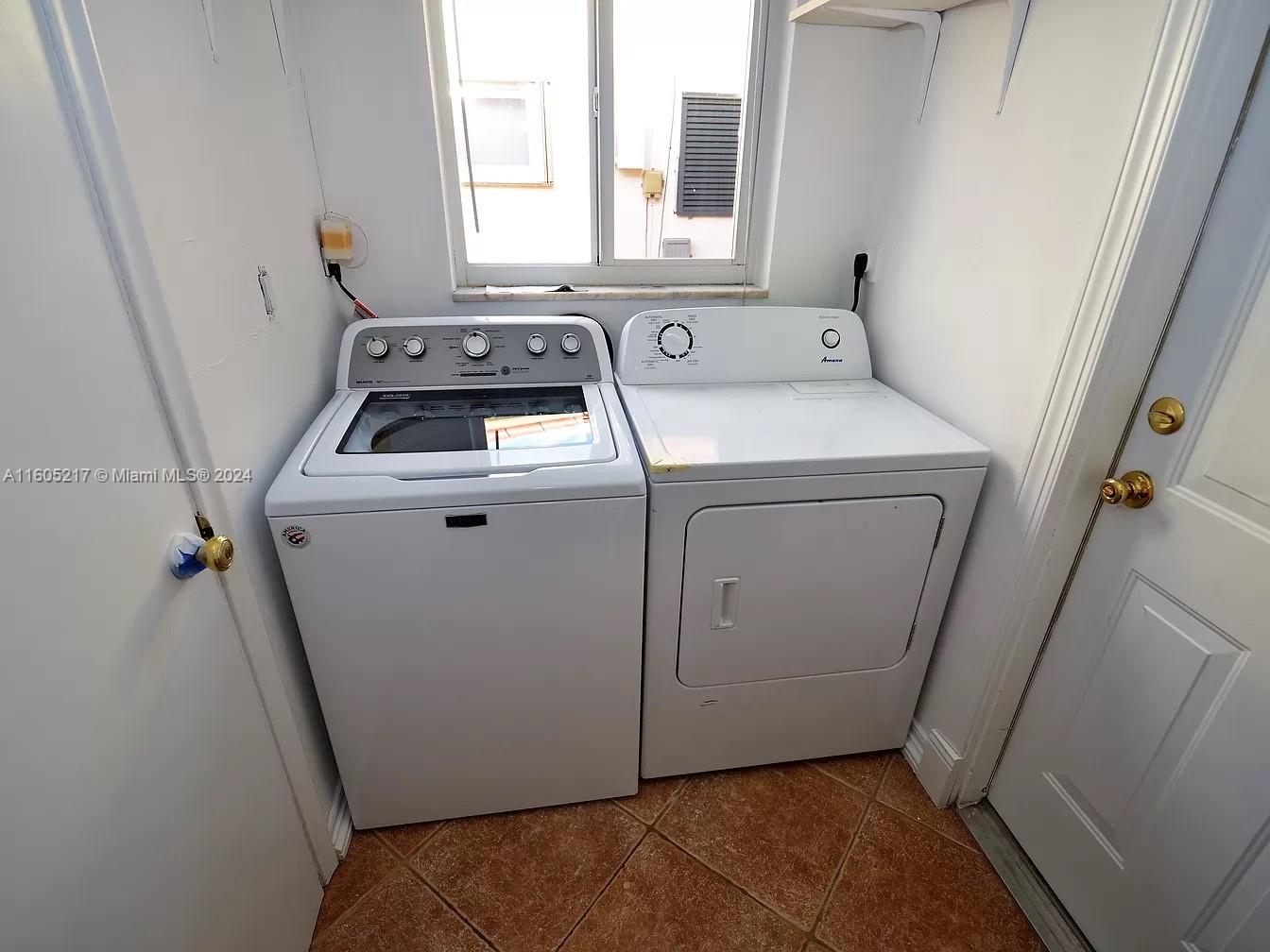 ROYAL PALM ACRES SEC 6 - Residential Lease