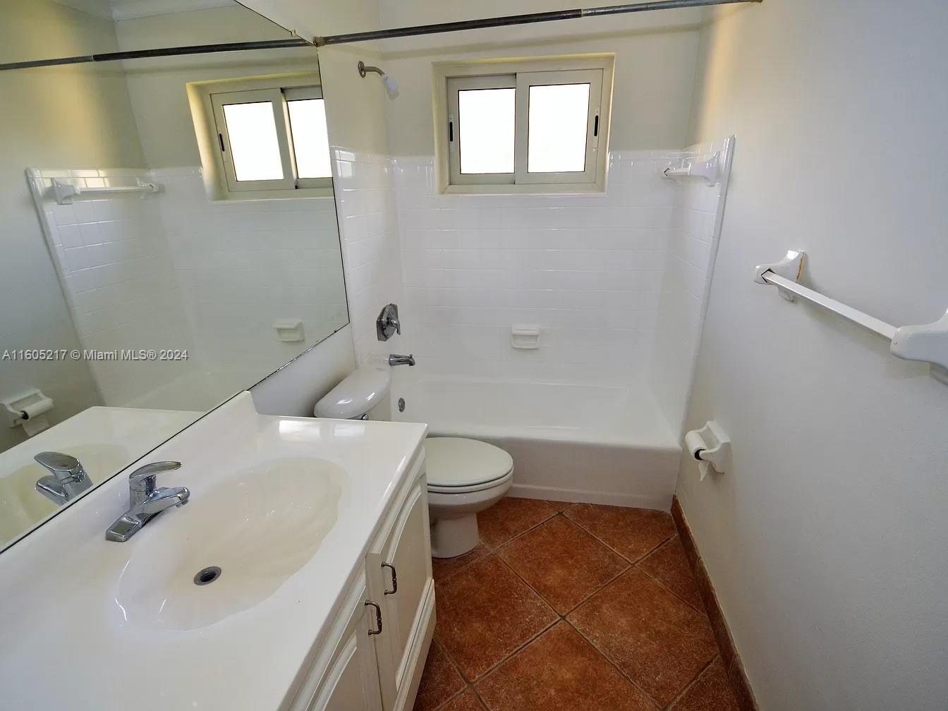 ROYAL PALM ACRES SEC 6 - Residential Lease