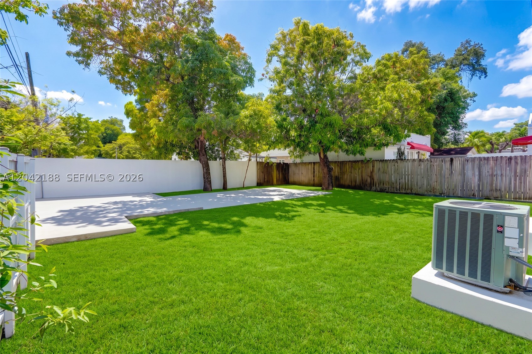 HOLLEMAN PARK - Residential