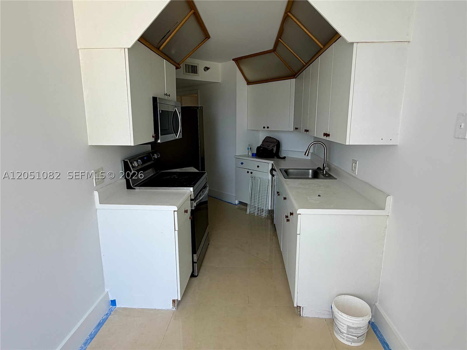 PORTSVIEW AT THE WATERWAY - Residential Lease