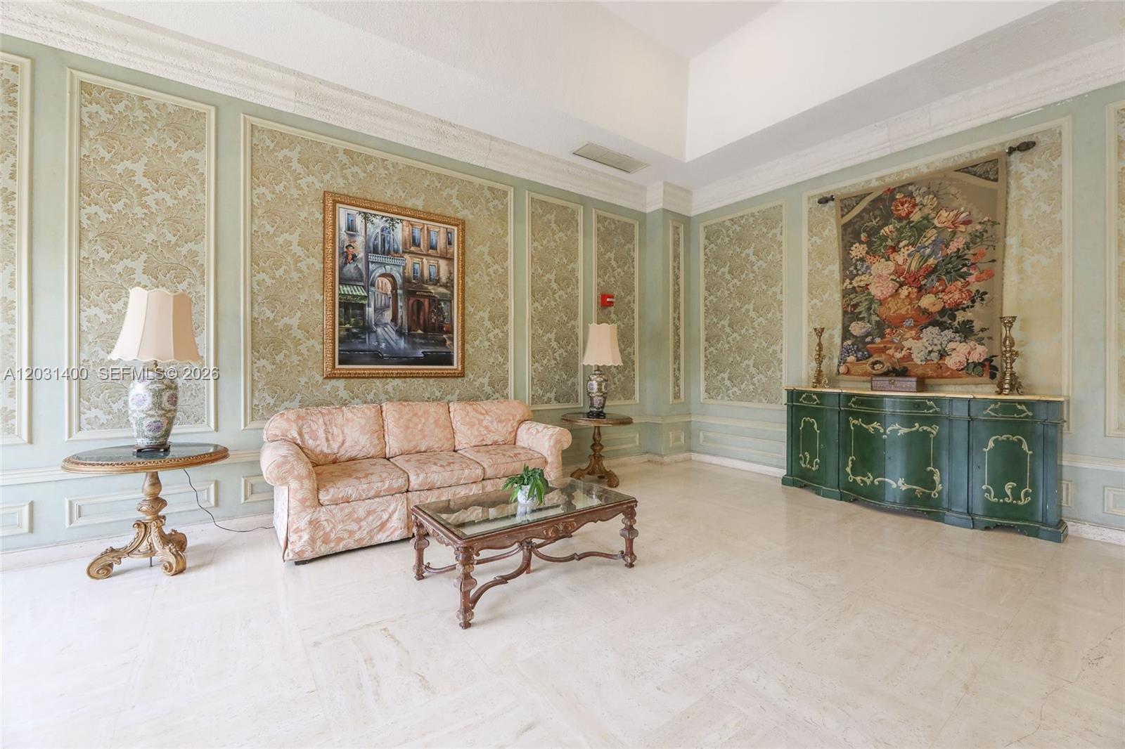 OLYMPUS CONDO PHASE - Residential
