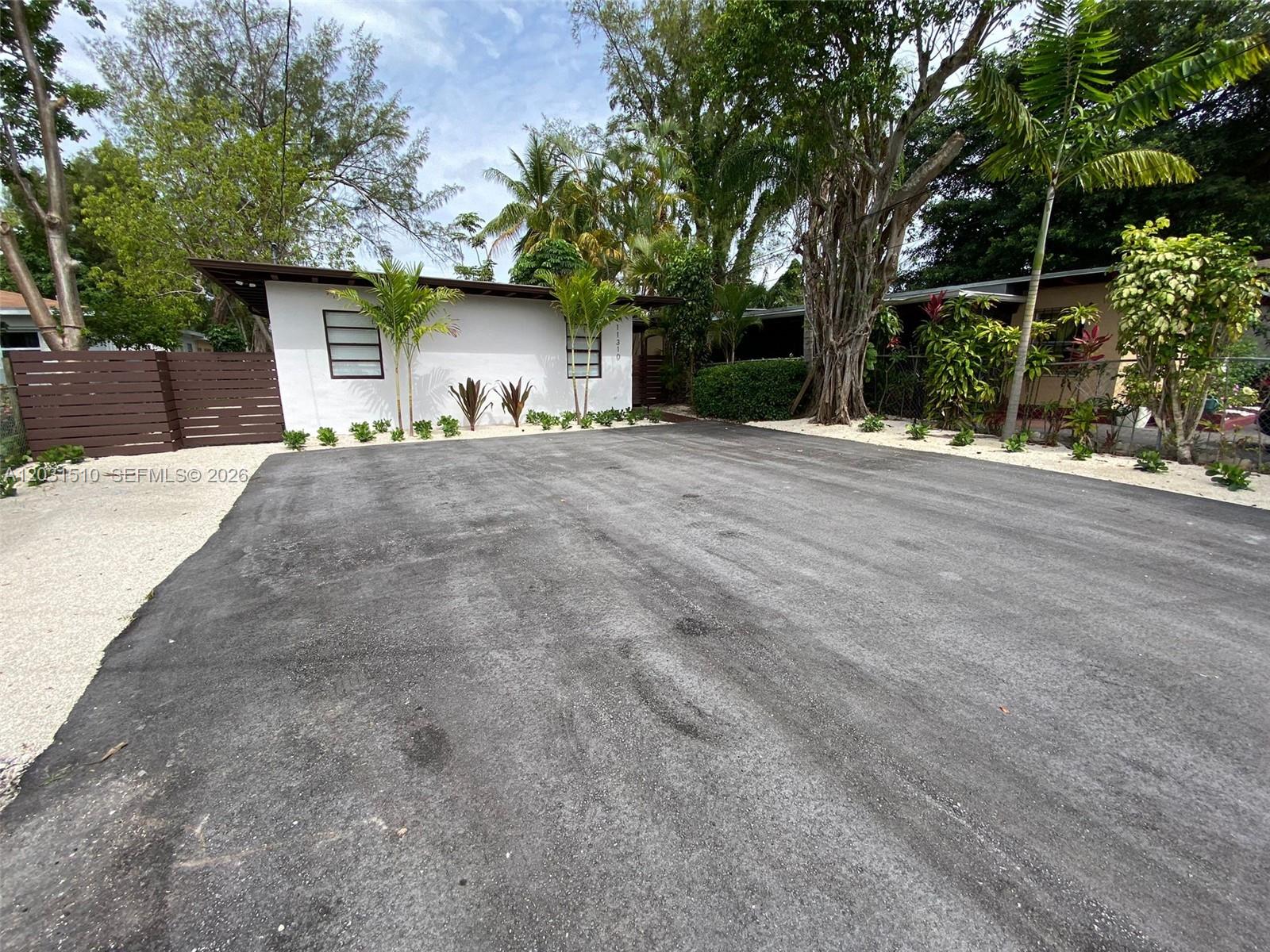 BISCAYNE BLVD PARK - Residential Income