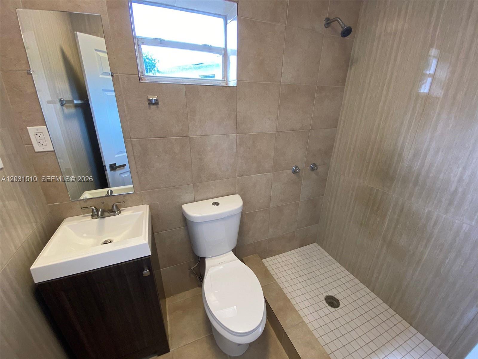 BISCAYNE BLVD PARK - Residential Income
