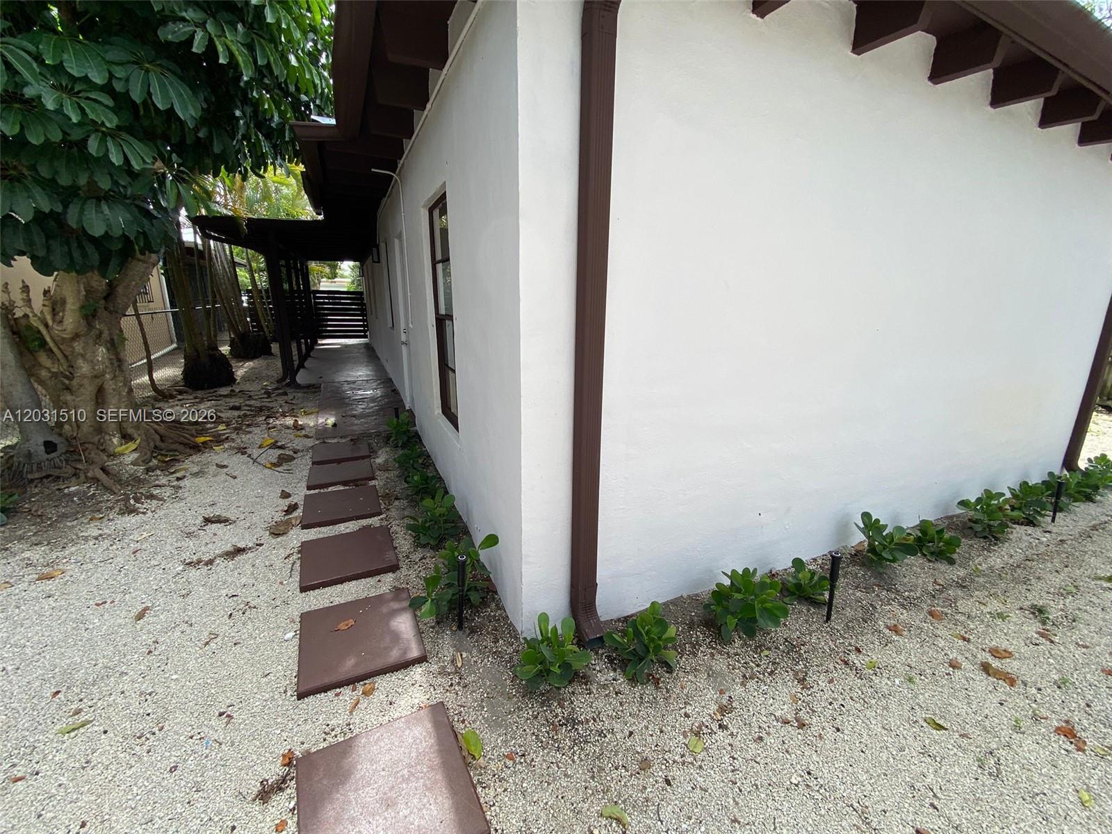 BISCAYNE BLVD PARK - Residential Income