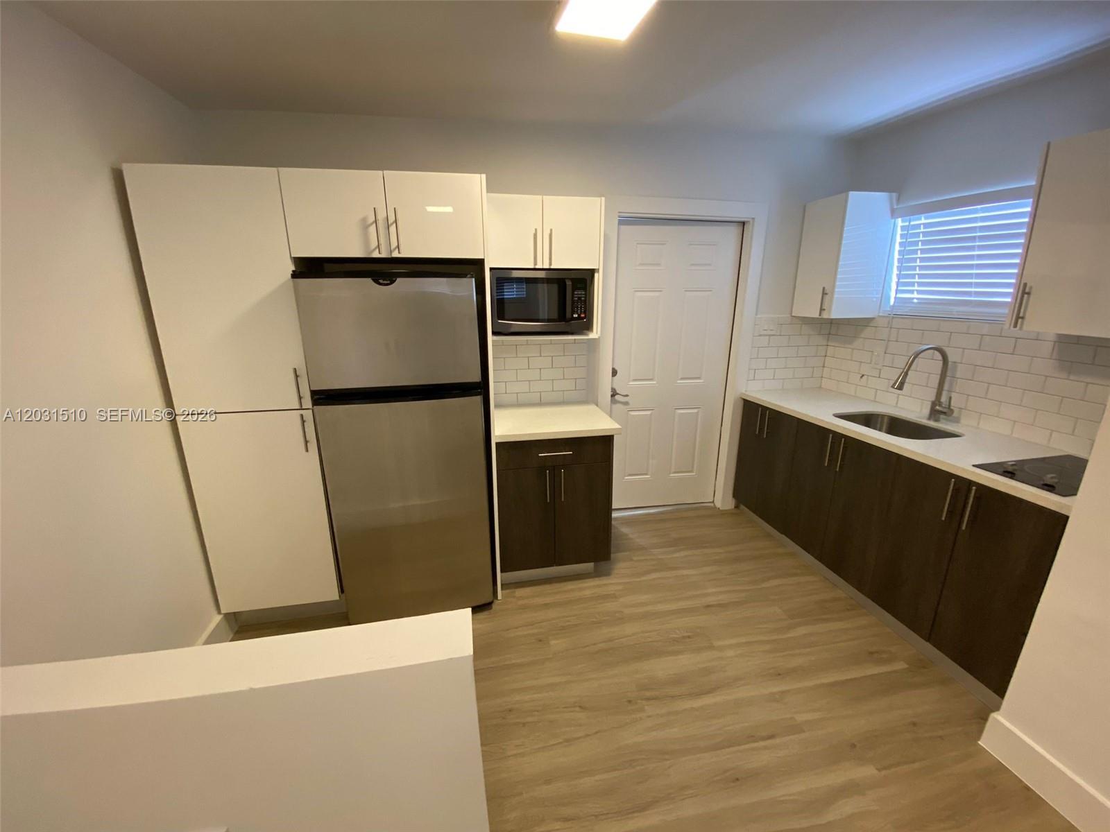 BISCAYNE BLVD PARK - Residential Income