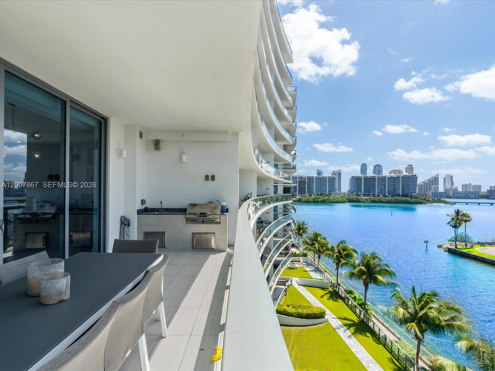 ECHO CONDO - Residential