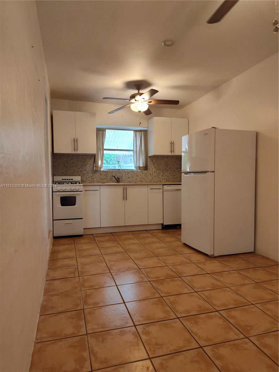 BISCAYNE BLVD PARK - Residential Lease