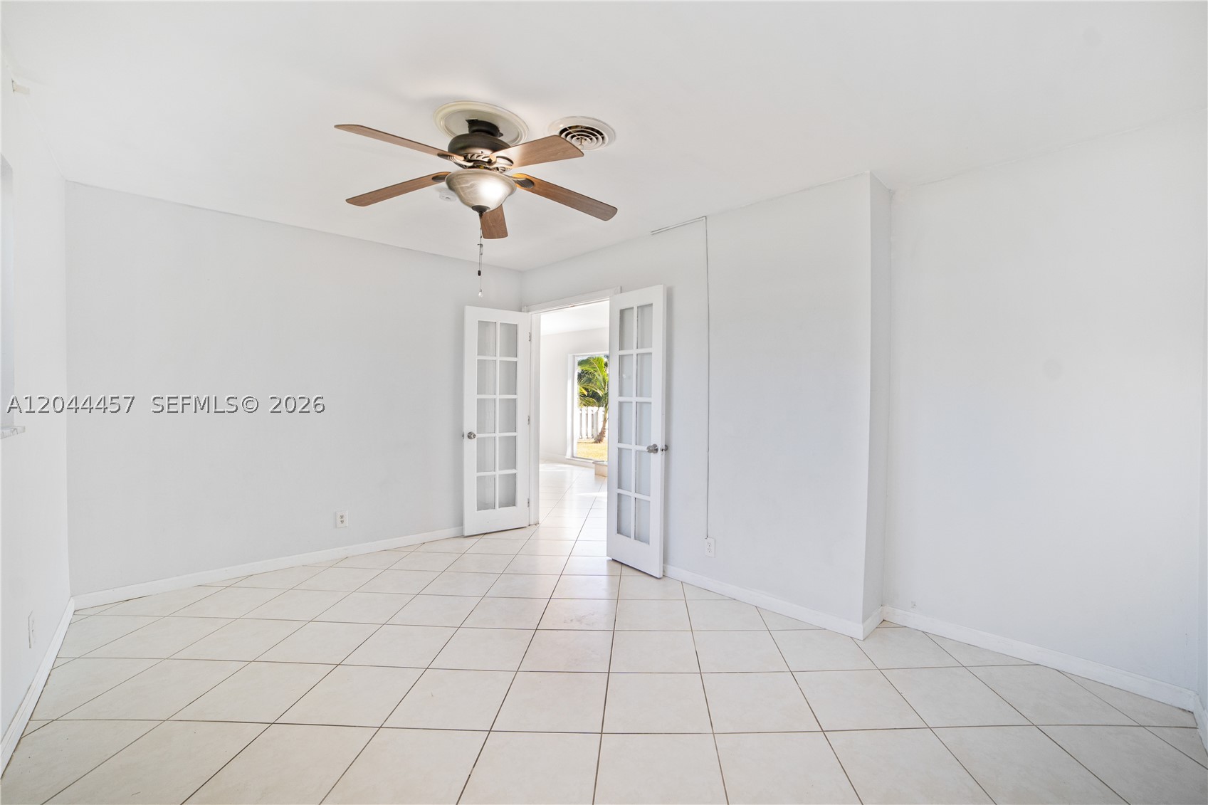 ROYAL PALM ACRES SECOND S - Residential