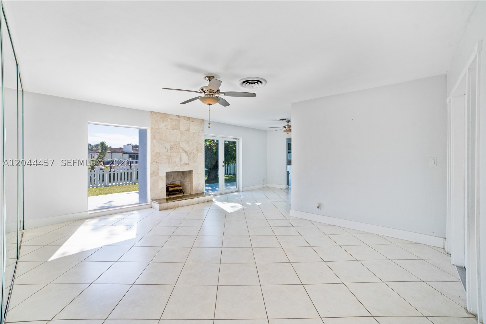 ROYAL PALM ACRES SECOND S - Residential
