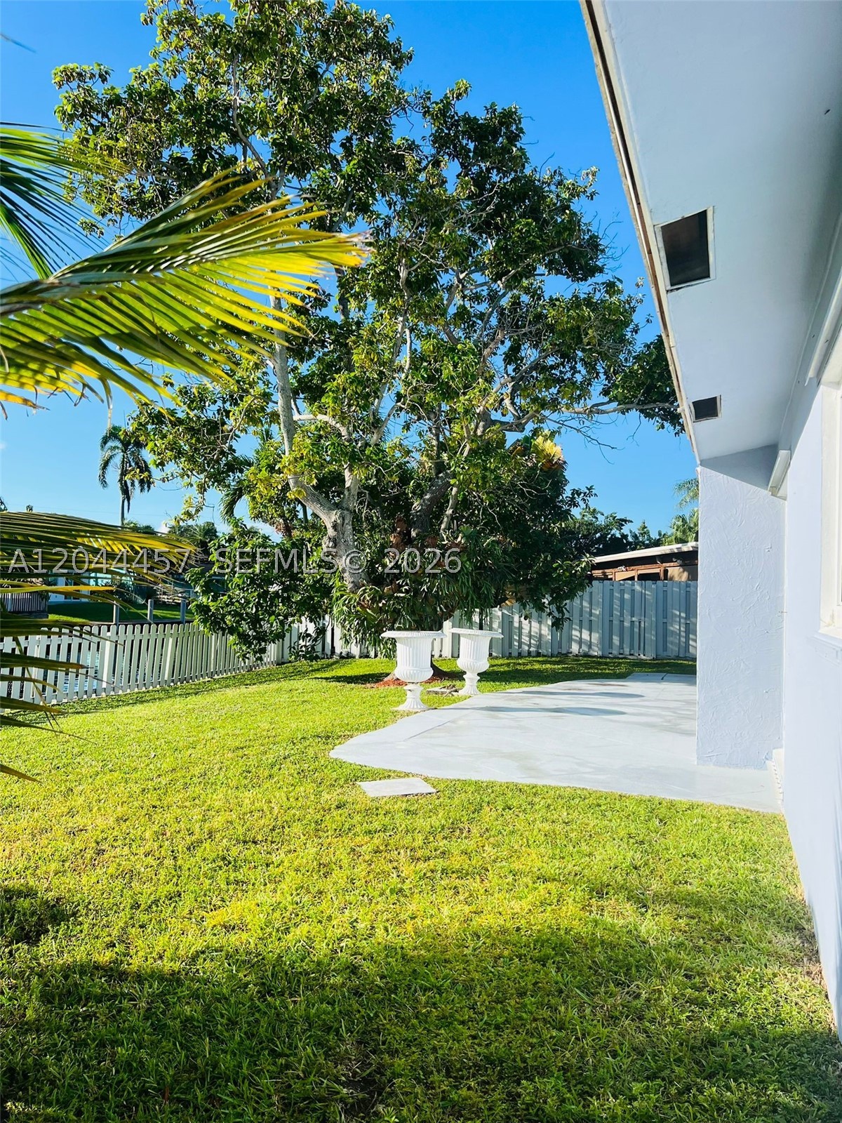 ROYAL PALM ACRES SECOND S - Residential