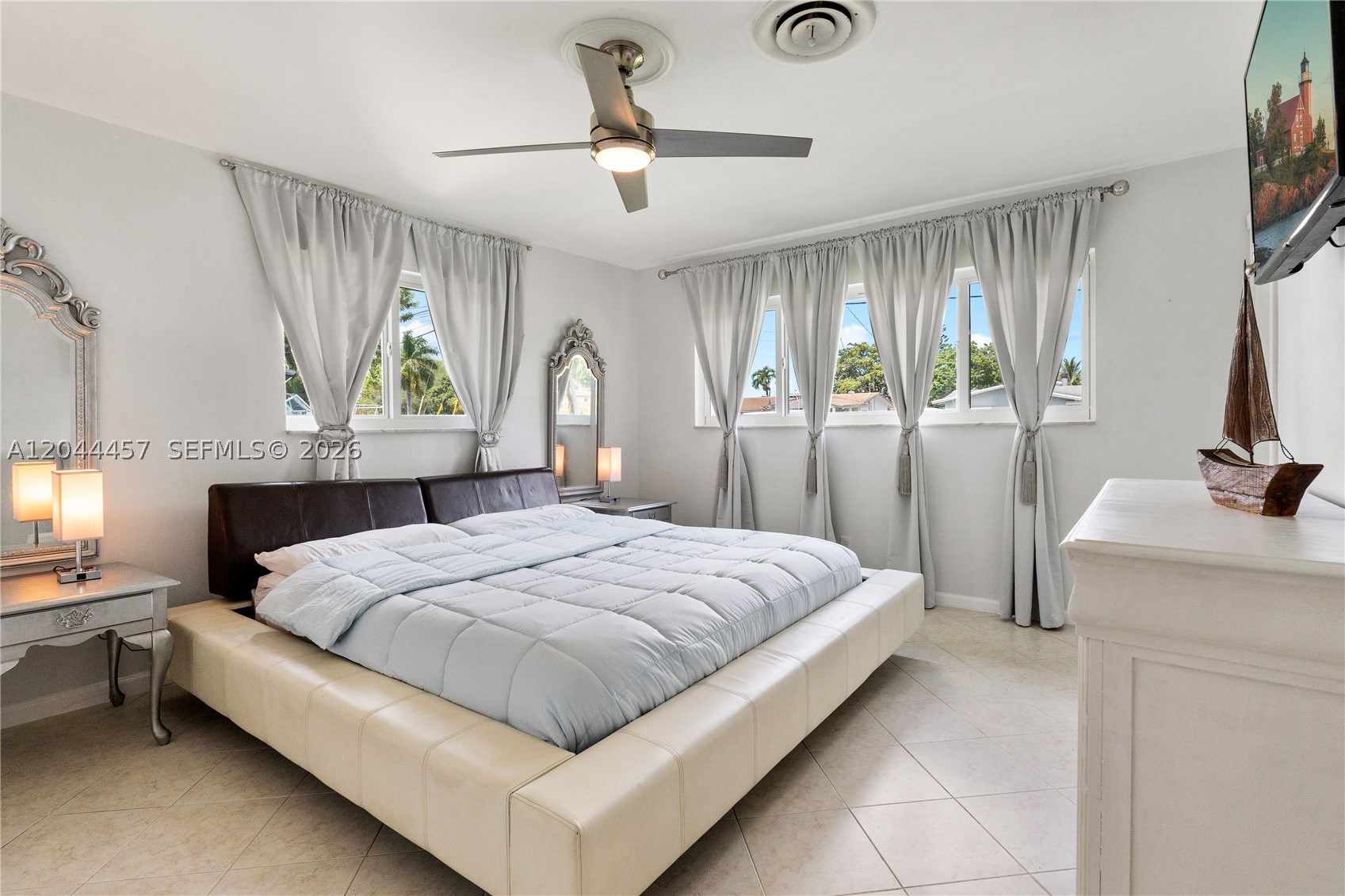 ROYAL PALM ACRES SECOND S - Residential