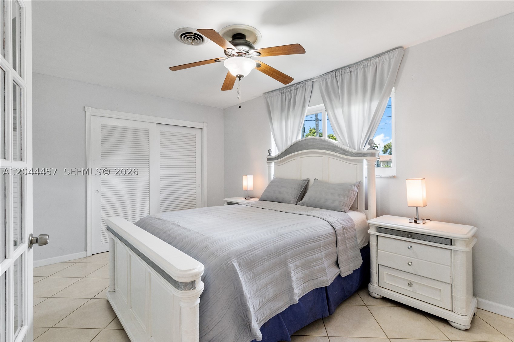 ROYAL PALM ACRES SECOND S - Residential