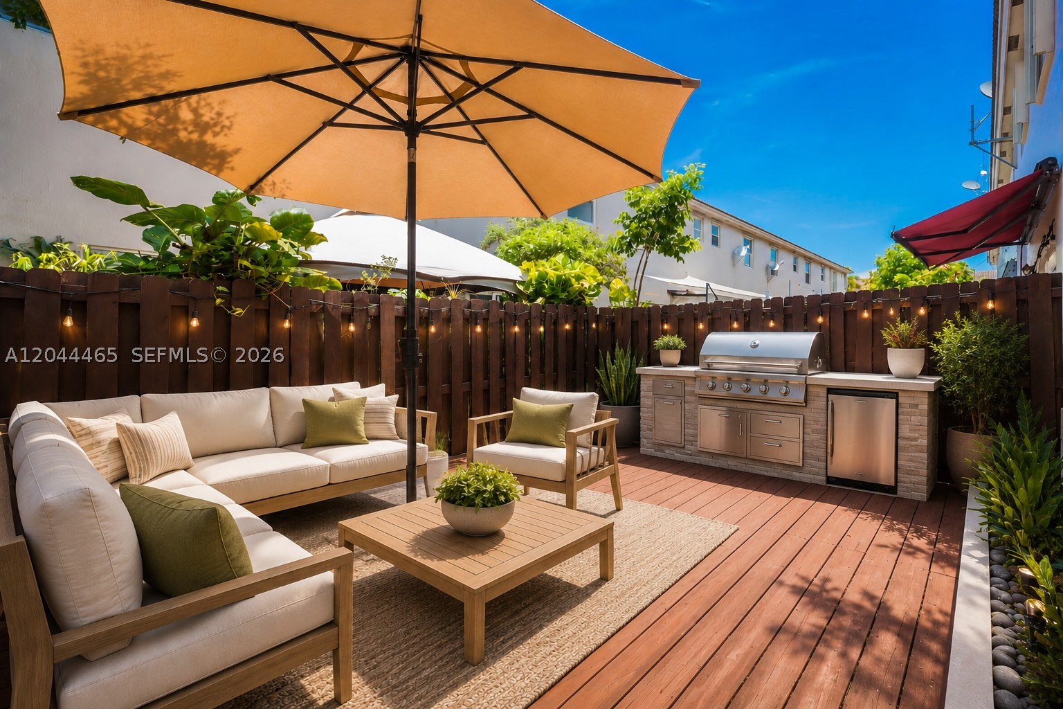 LAKES BY THE BAY CEE - Residential