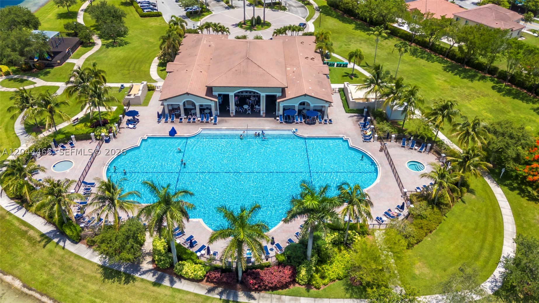 LAKES BY THE BAY CEE - Residential