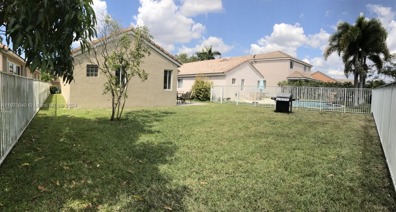 SECTOR 2-PARCELS 1 2 3 4 - Residential Lease