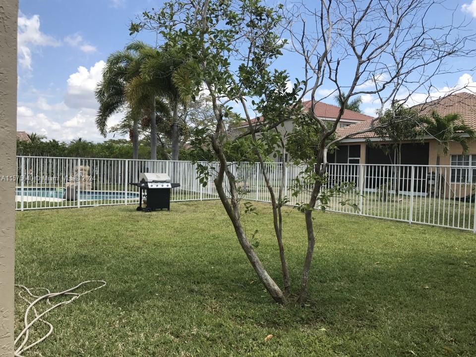 SECTOR 2-PARCELS 1 2 3 4 - Residential Lease