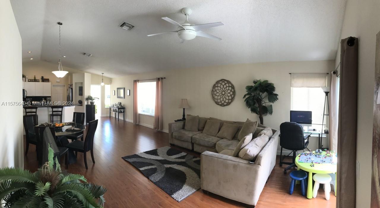 SECTOR 2-PARCELS 1 2 3 4 - Residential Lease