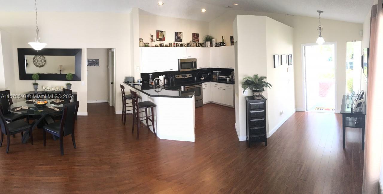 SECTOR 2-PARCELS 1 2 3 4 - Residential Lease