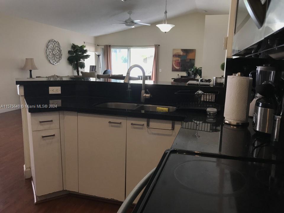 SECTOR 2-PARCELS 1 2 3 4 - Residential Lease