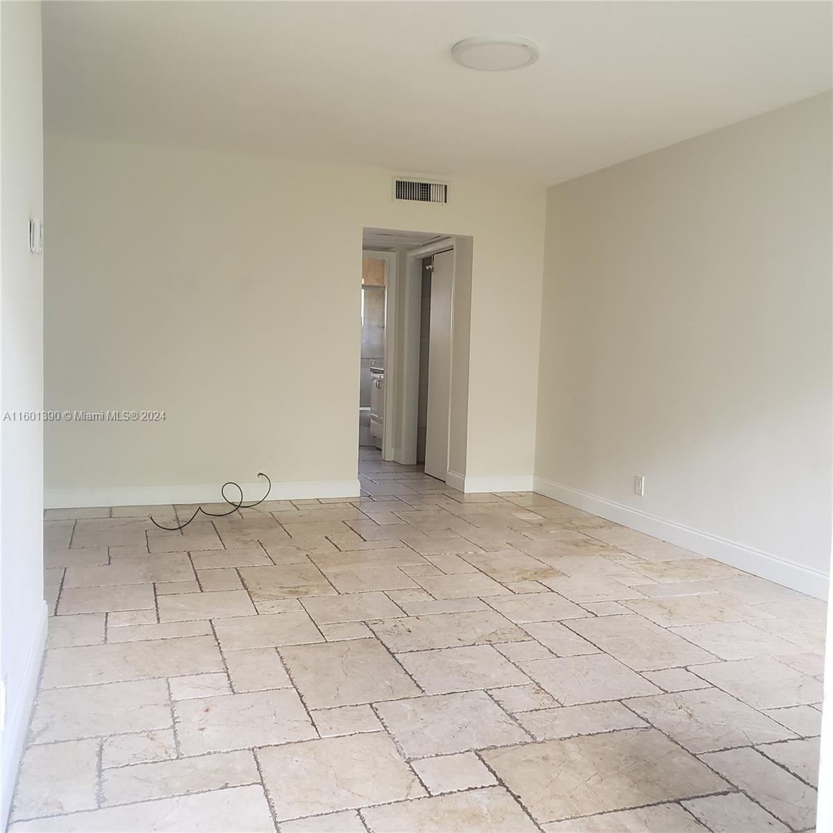 SEVENTEENTH GREEN CONDO - Residential Lease