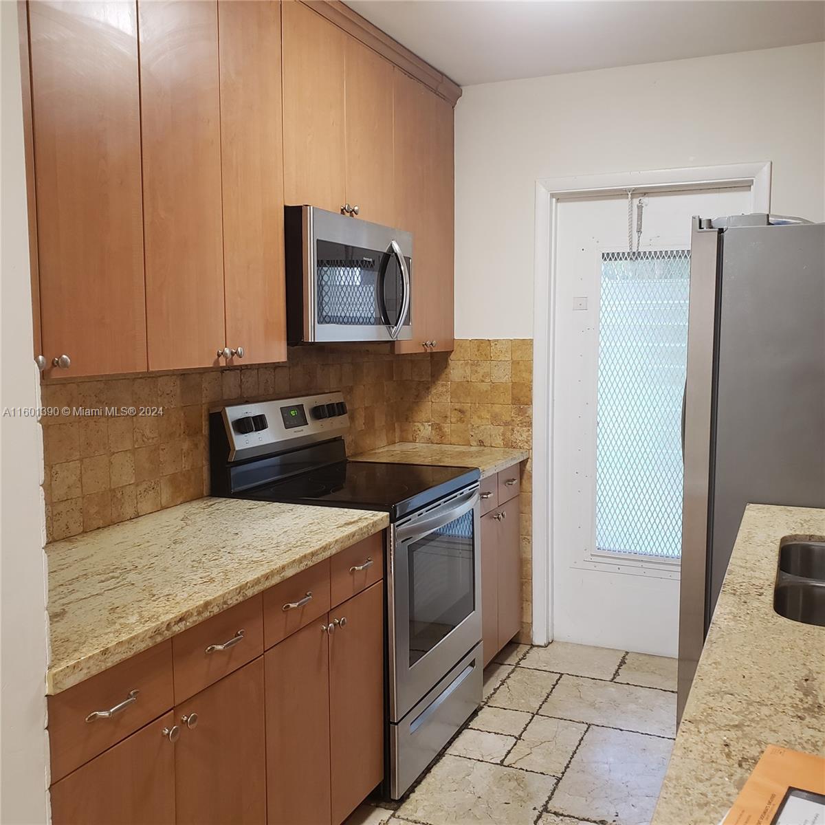 SEVENTEENTH GREEN CONDO - Residential Lease