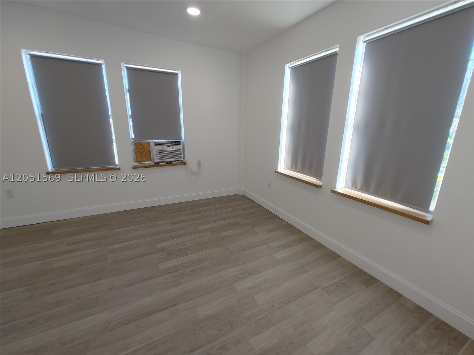 OSCEOLA PARK - Residential Lease