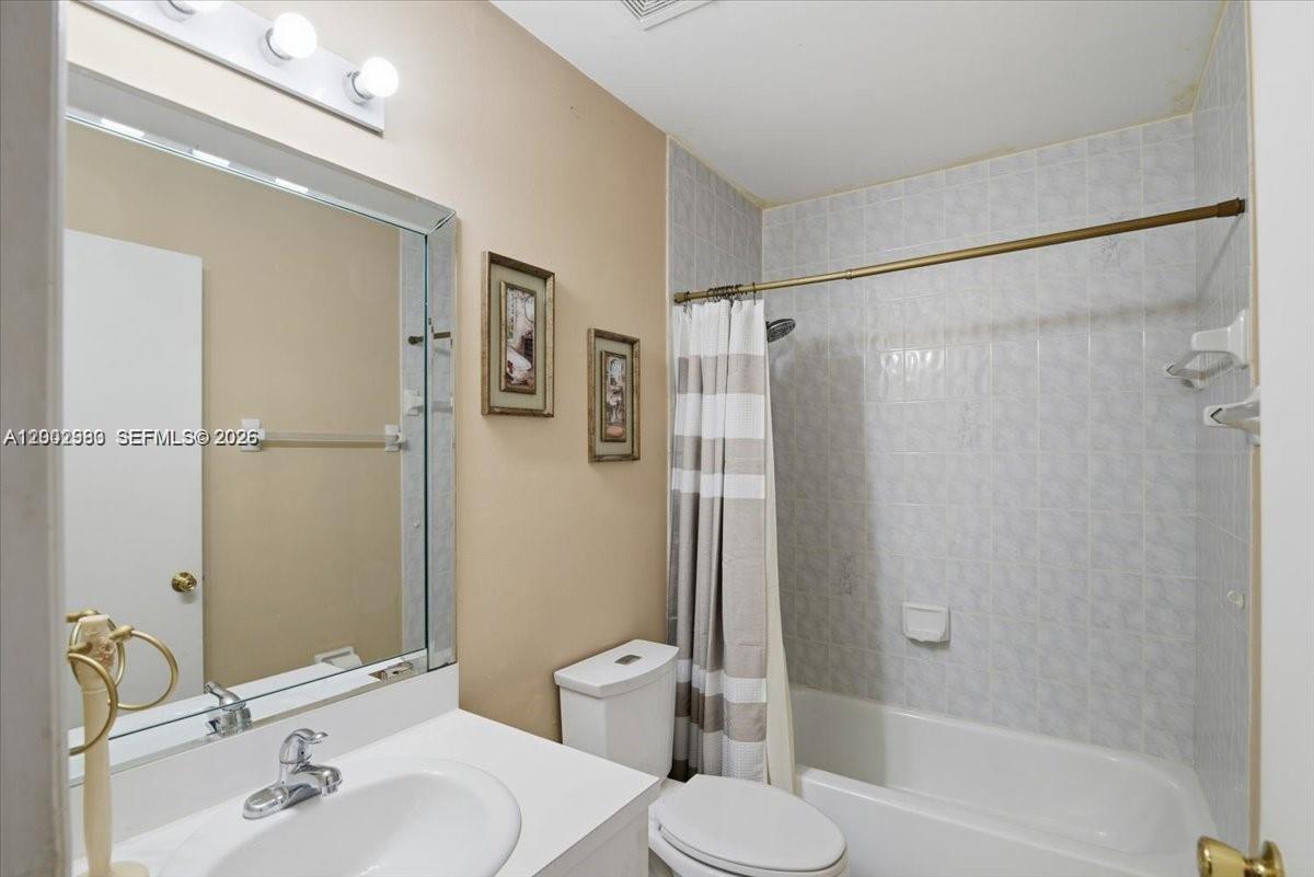 MONACO DREAM HOMES - Residential Lease