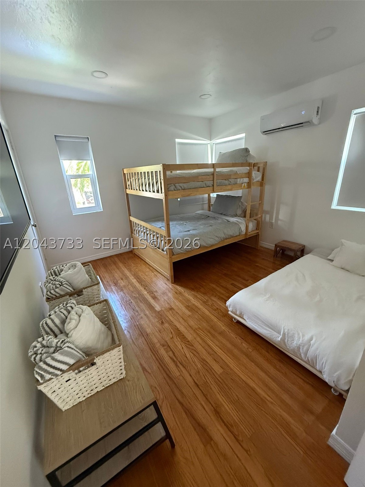 BAYWOOD - Residential Lease