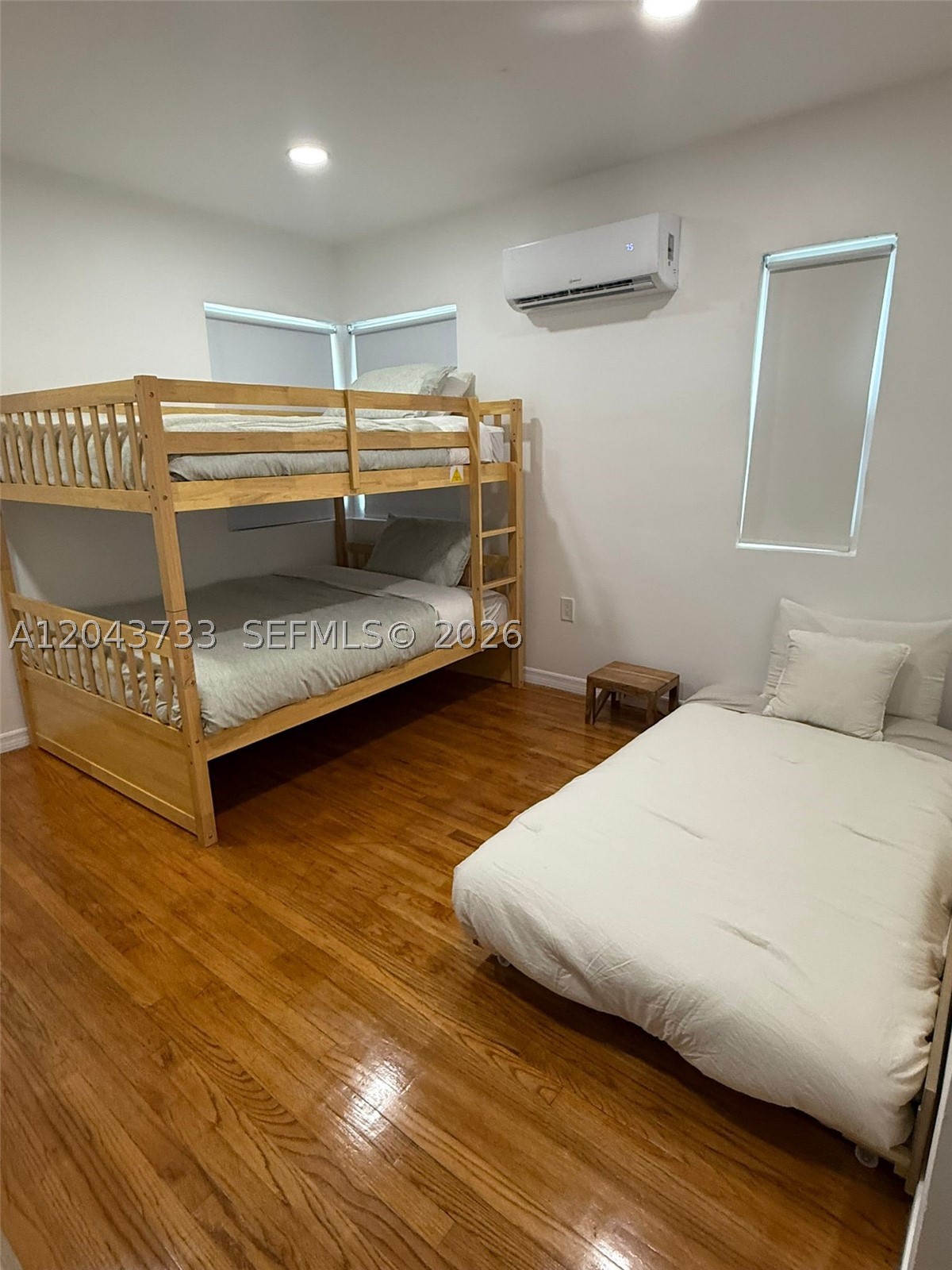 BAYWOOD - Residential Lease