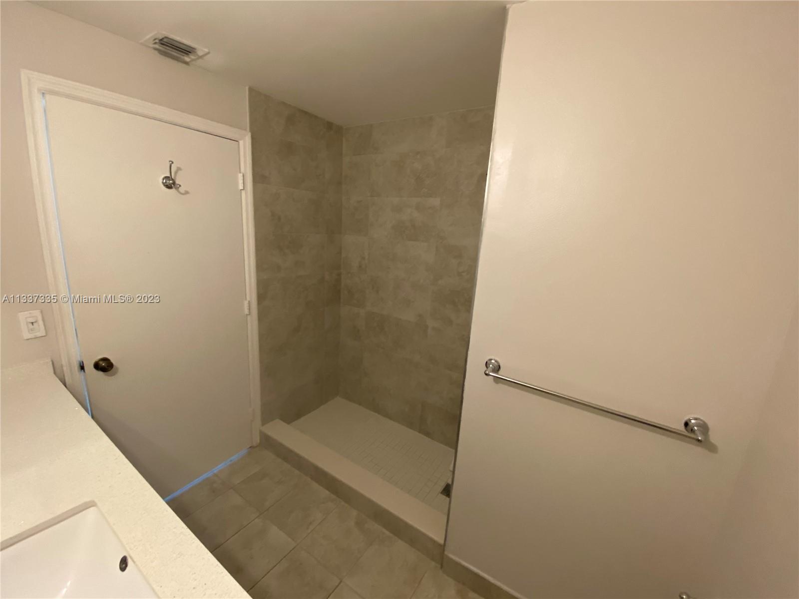 San Sebastian - Residential Lease