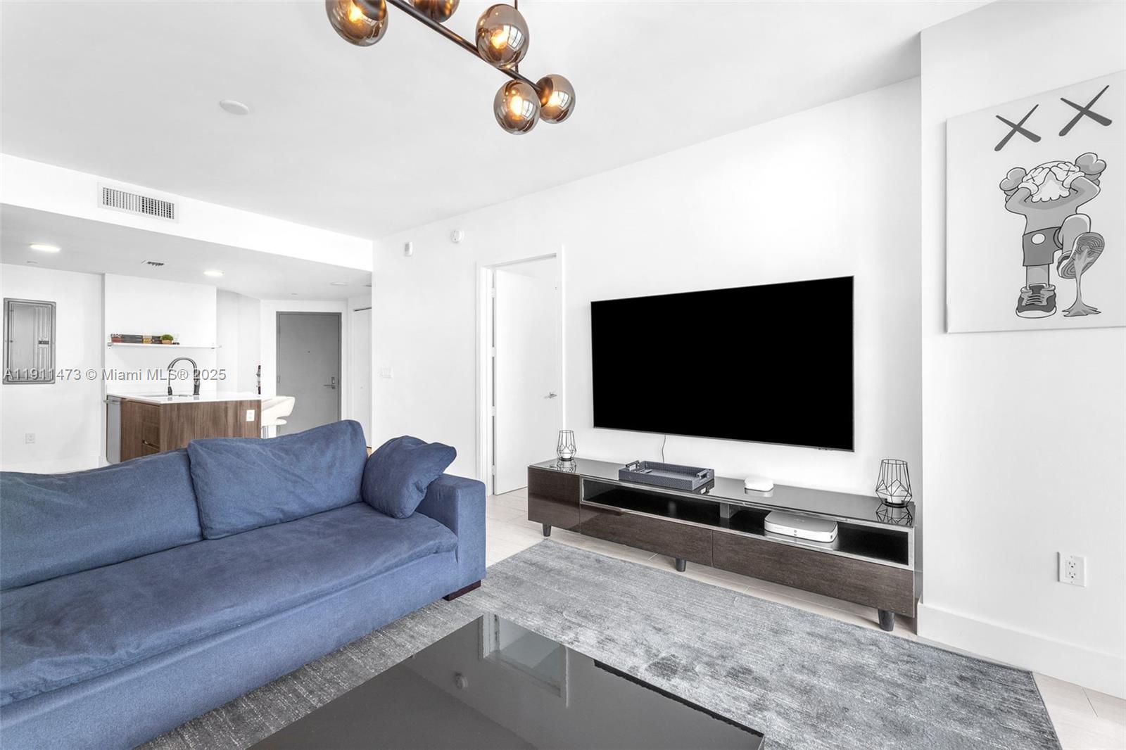 ARIA ON THE BAY CONDO - Residential
