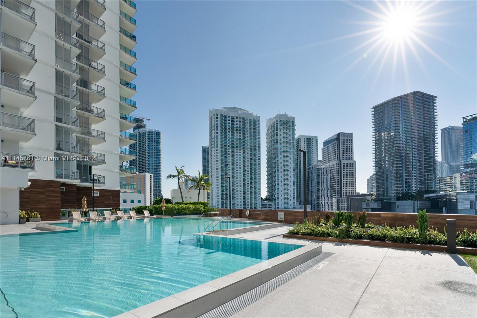WIND CONDO - Residential