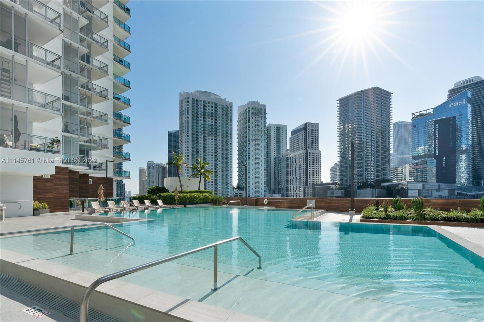 WIND CONDO - Residential