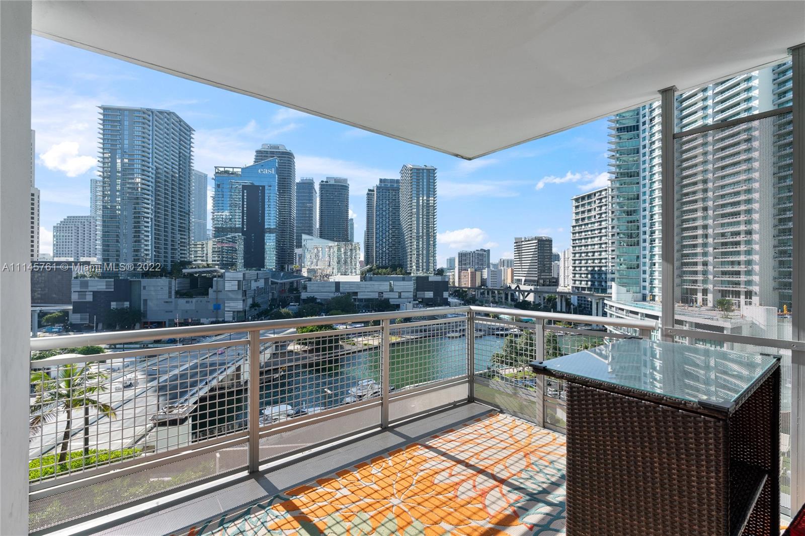 WIND CONDO - Residential