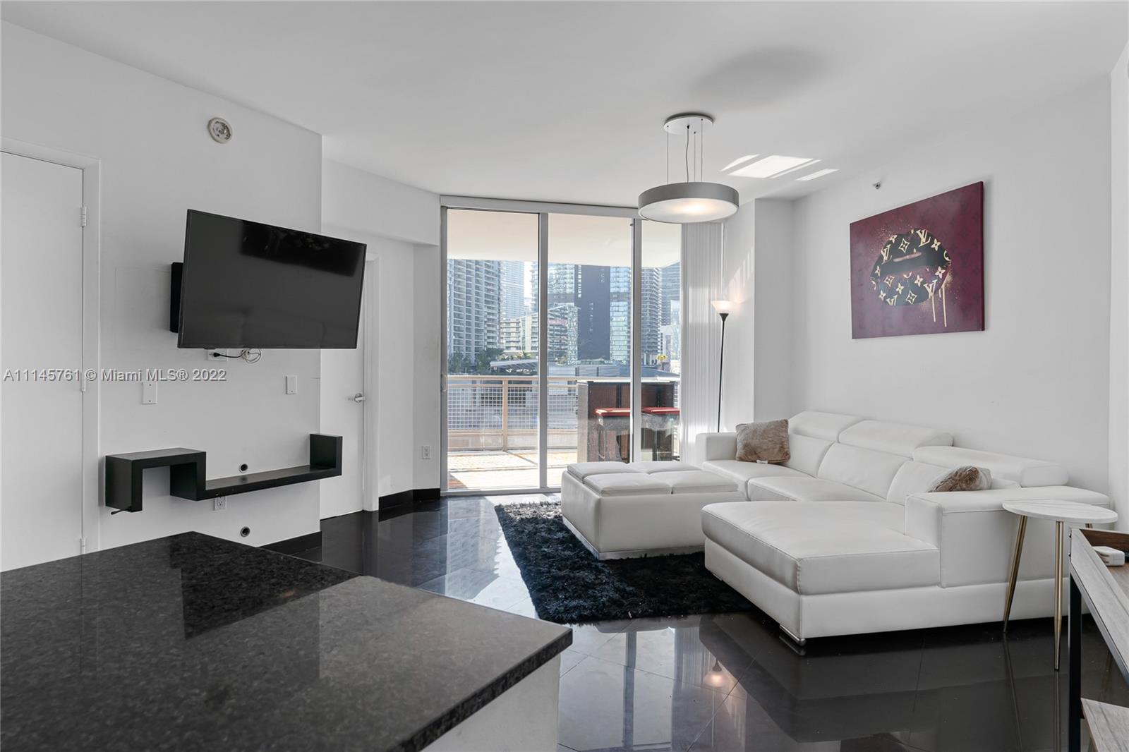 WIND CONDO - Residential