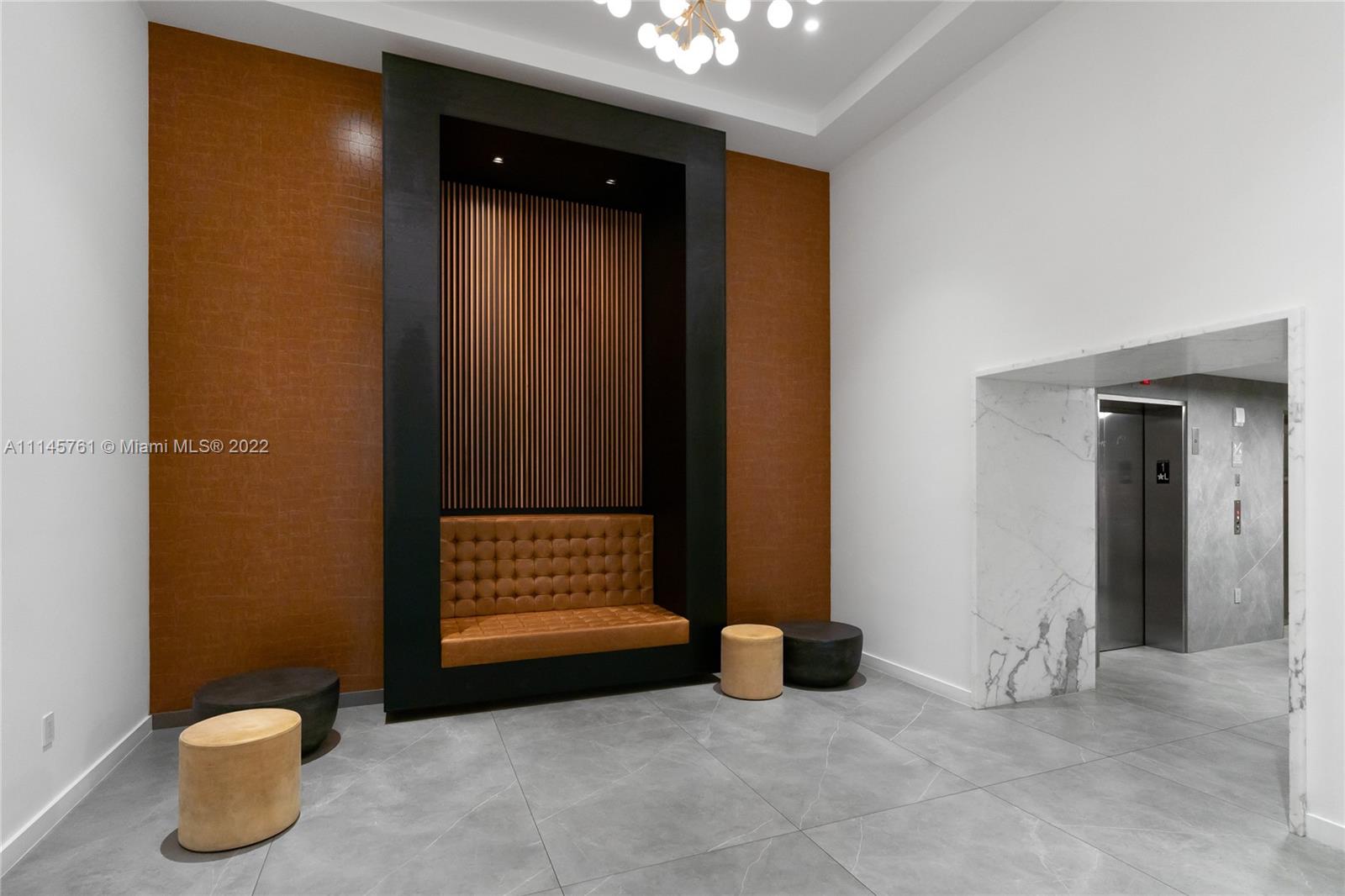 WIND CONDO - Residential
