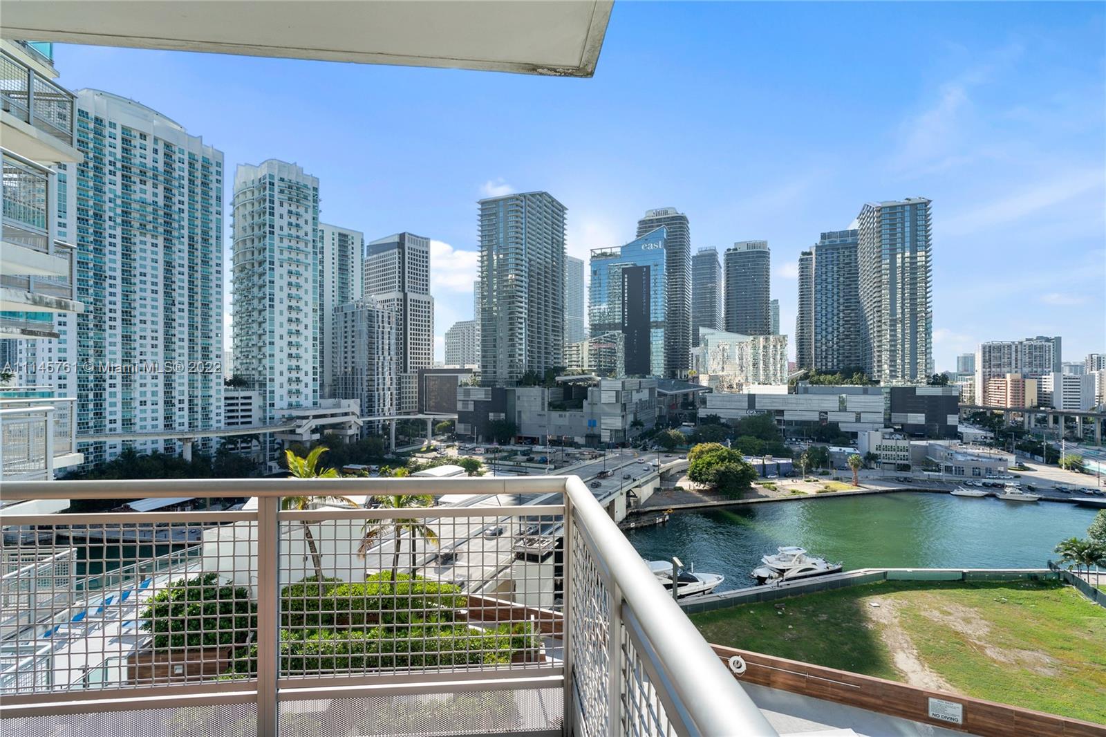 WIND CONDO - Residential