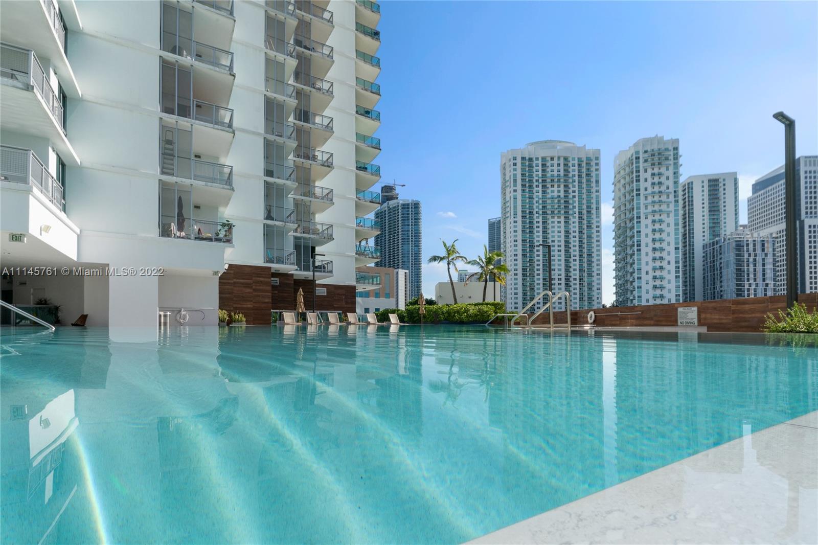 WIND CONDO - Residential