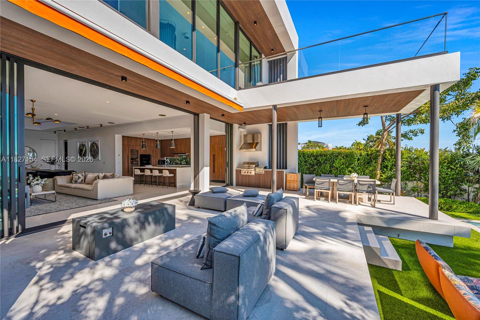 BISCAYNE BEACH-2ND ADDN - Residential
