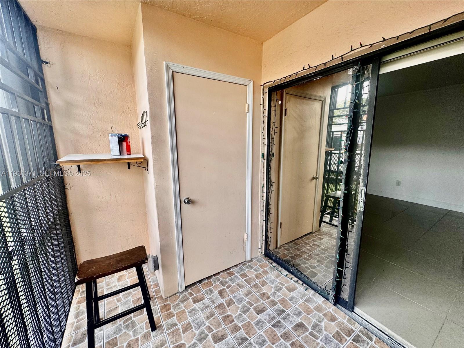 LAGO GRANDE CONDO THREE C - Residential