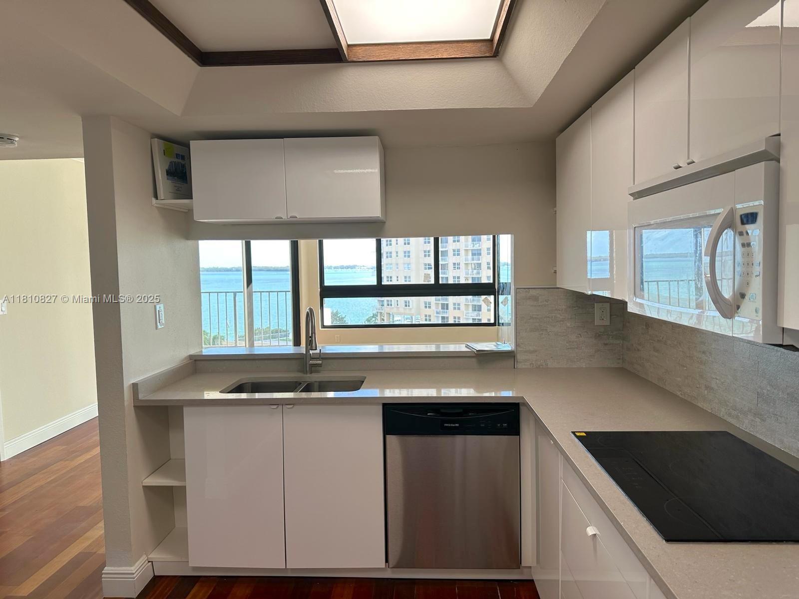 BRICKELL KEY ONE CONDO - Residential