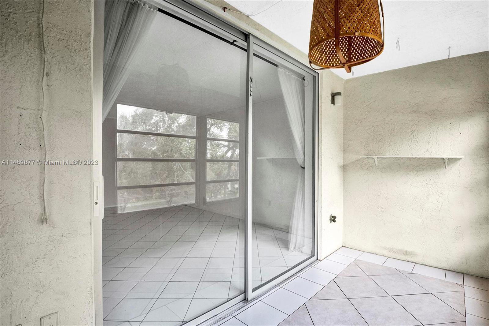 OMEGA CONDO NO 2 - Residential