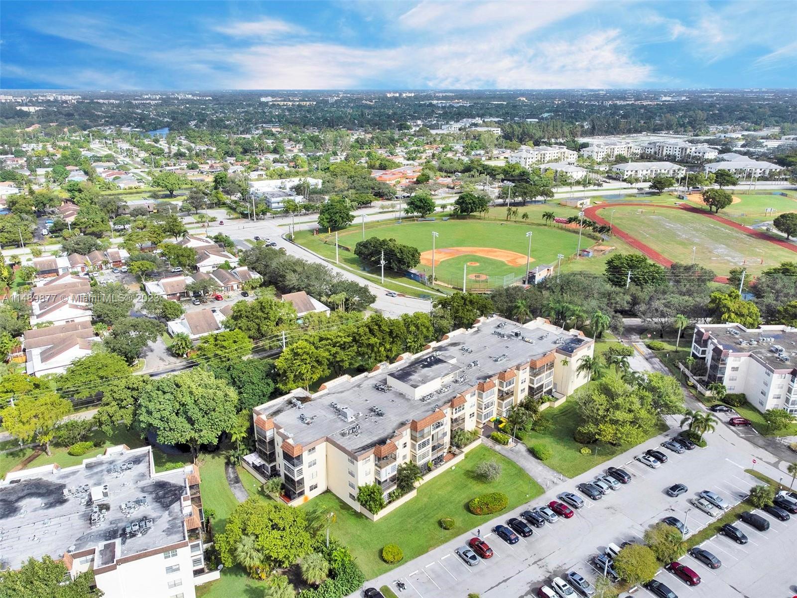 OMEGA CONDO NO 2 - Residential