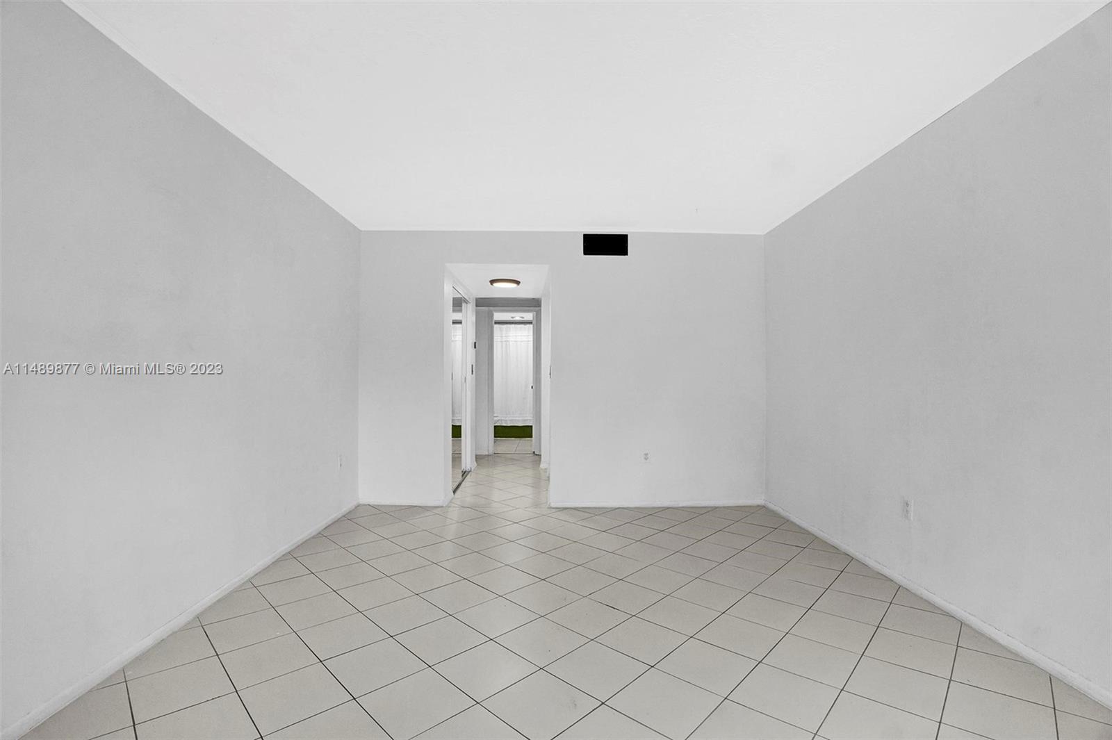 OMEGA CONDO NO 2 - Residential