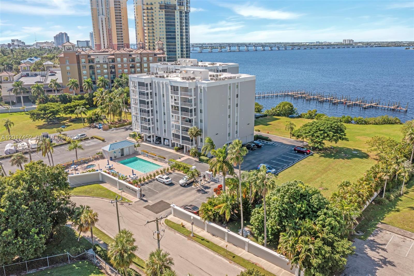 PALM BEACH LANDINGS - Residential