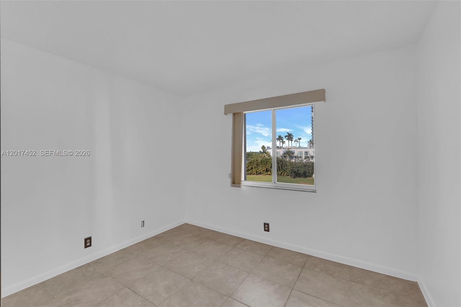 PALM BEACH LANDINGS - Residential