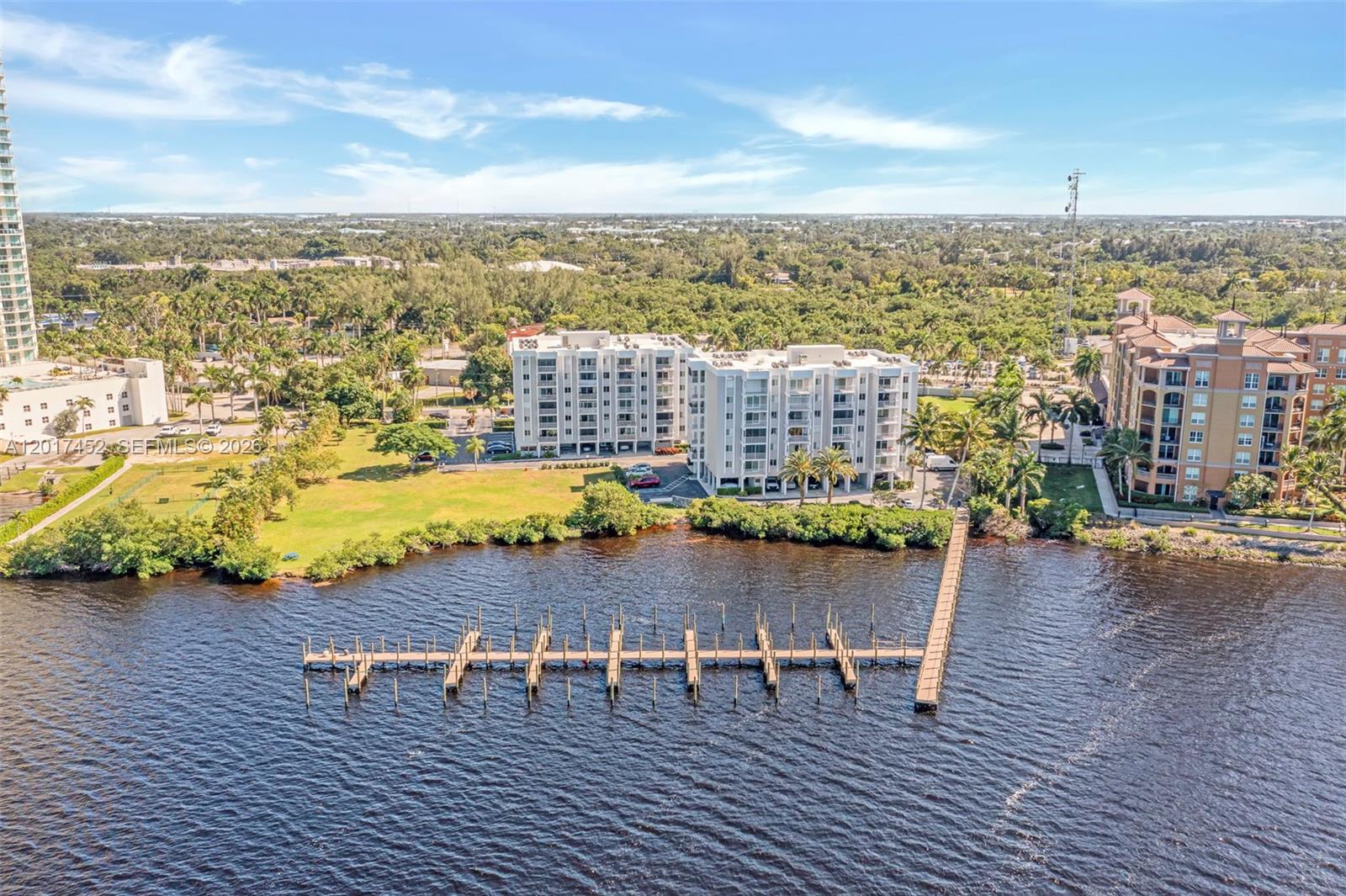 PALM BEACH LANDINGS - Residential
