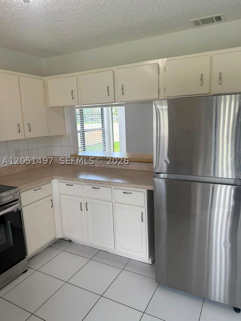 VILLAS OF WINDMILL POINT - Residential