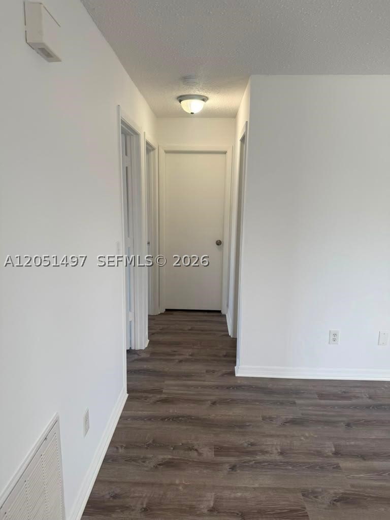 VILLAS OF WINDMILL POINT - Residential